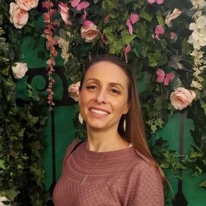 Meet your Posher, Angela